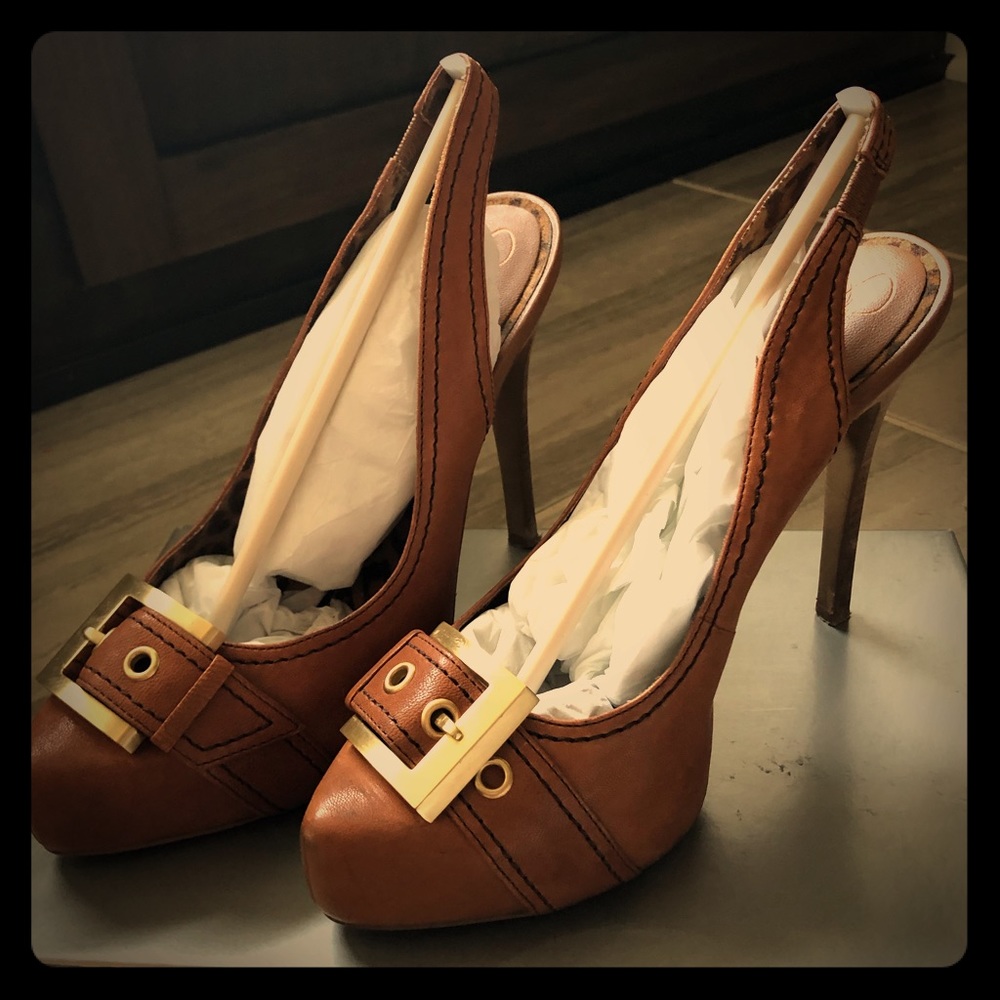 Jessica Simpson size 8 heels